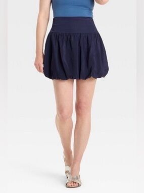 NWT Navy Bubble Hem Mini Skirt